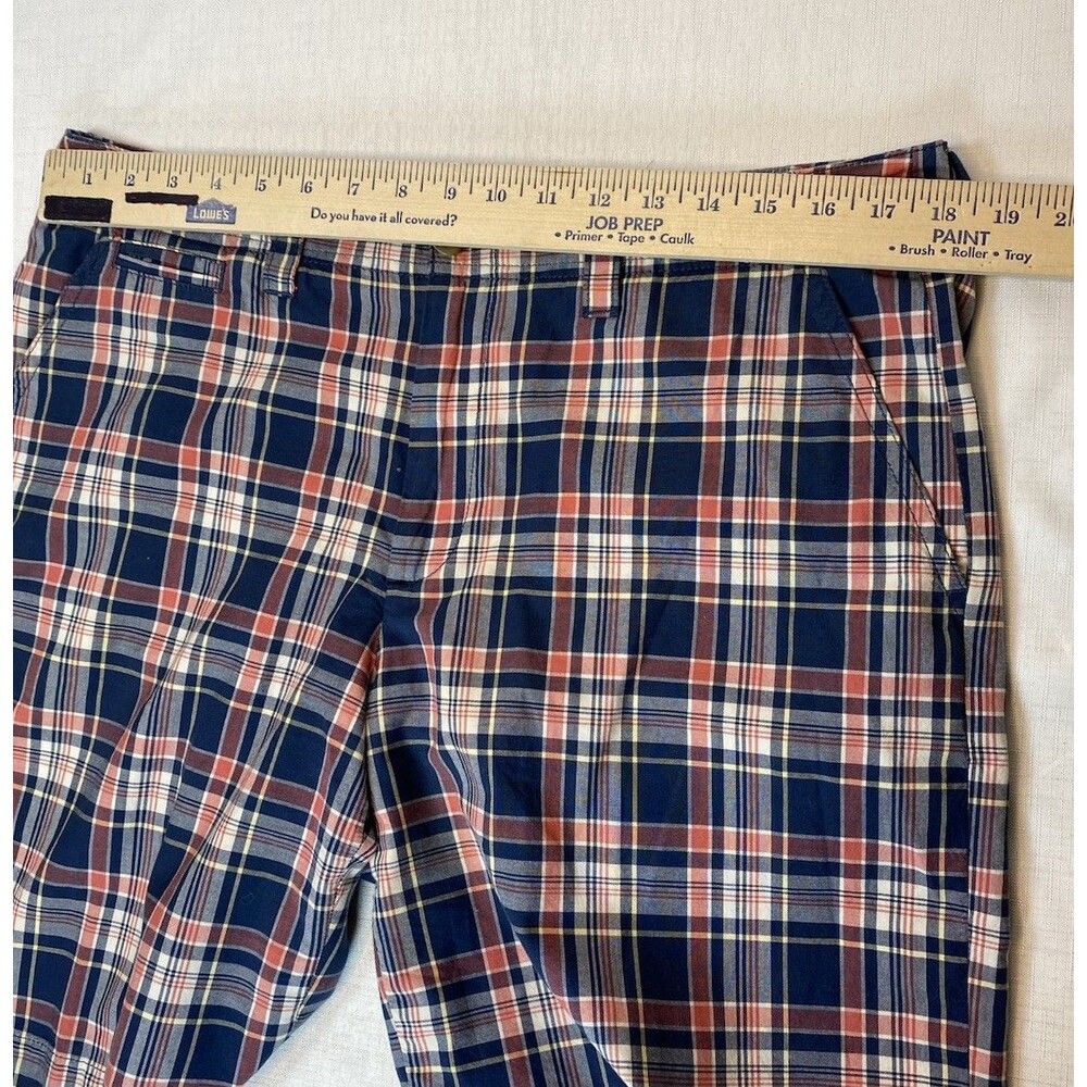 LL Bean Mens 36 Waist Standard Fit Plaid Cotton Chino Shorts Blue Red Madras - Picture 9 of 9